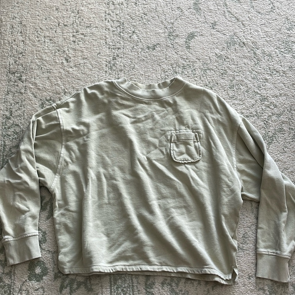 Pale Green Vintage Style Long Sleeve
